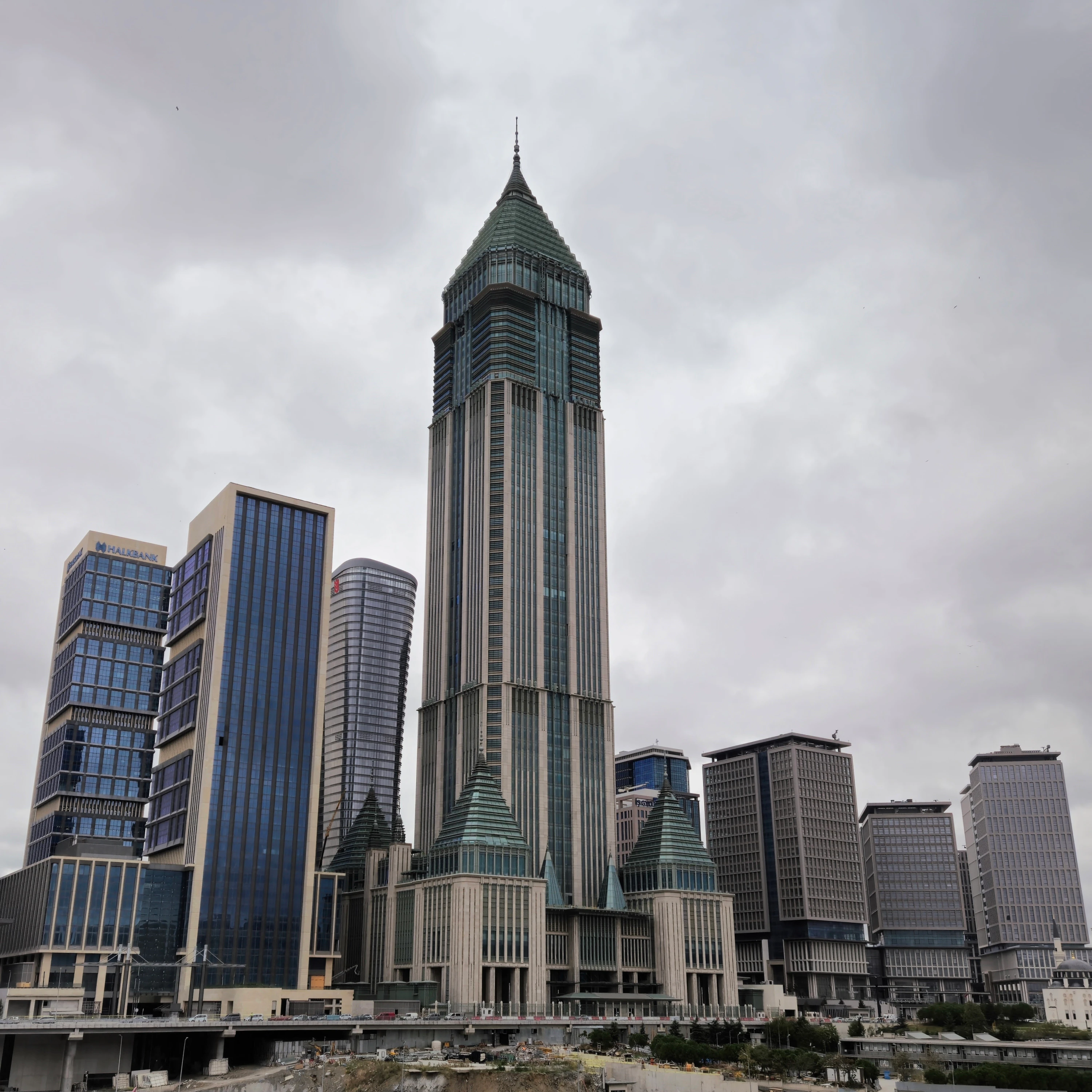 T.C. Merkez Bankası İstanbul Finans Merkezi zirve cam strüktürü 2